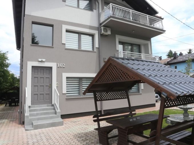 House for sale in Ilidza
