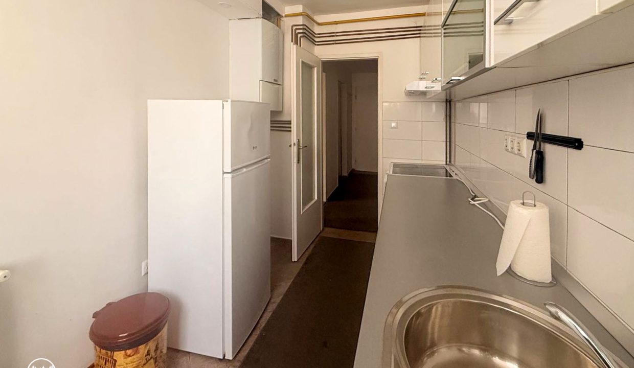 c40a83e4-e56c-47b0-98b6-8db8fd93fa4d