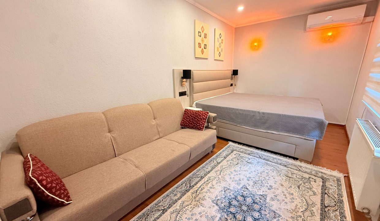 ca9a045a-0209-4c7e-823f-f42a7dc54f1b