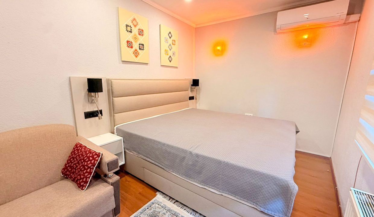 f4b932cd-ae89-46b1-b520-35bd2f03c2b4