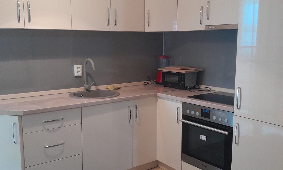 78a0bc7b-4b51-4cce-8f42-97043878912b