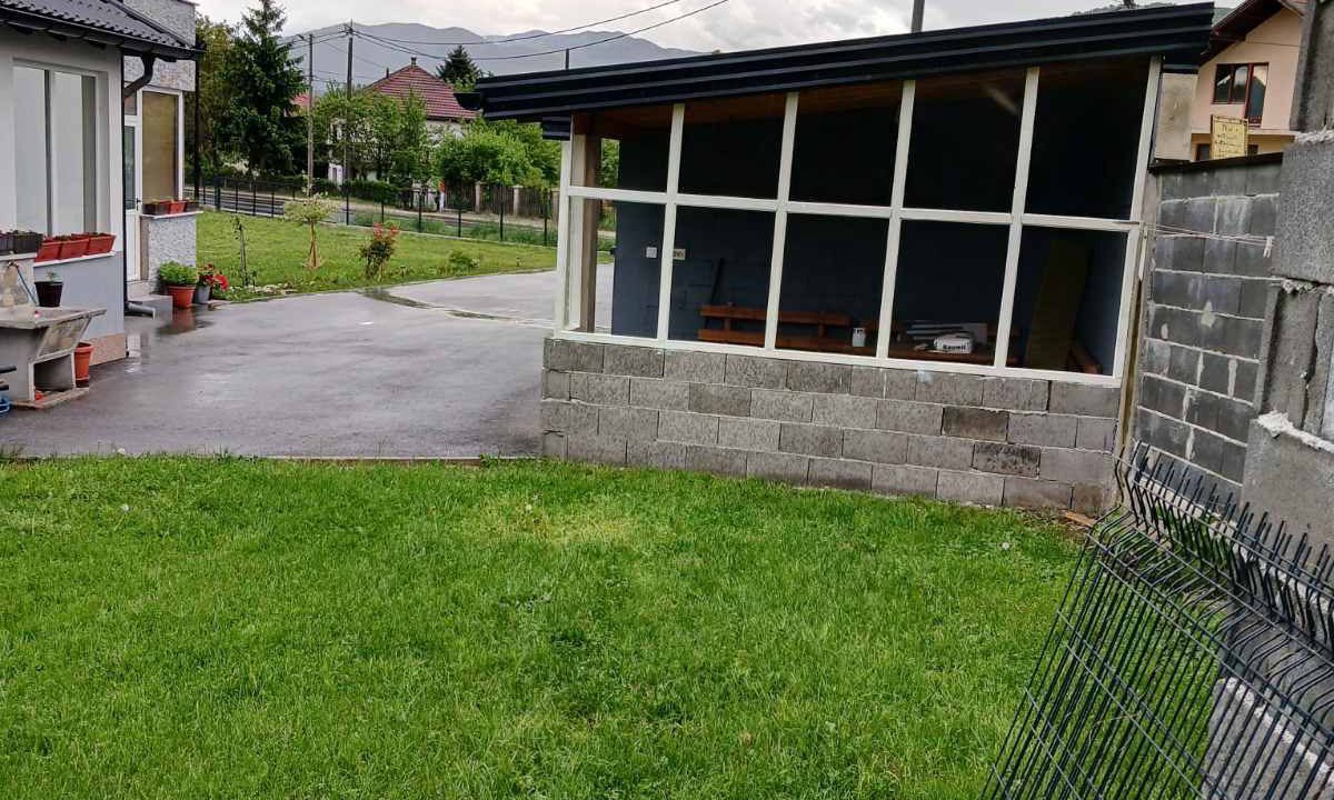 aab77f70-94b7-417e-8def-8e2d05a7471d