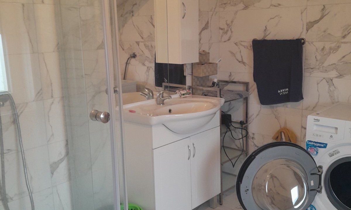 d4eef29a-a5fe-469e-a793-d16557a7b589