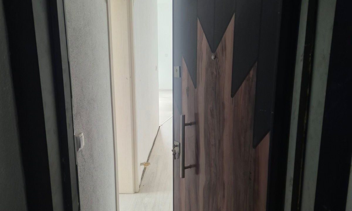 e66a654b-f8b1-486e-ad18-e3f8fb127dbc